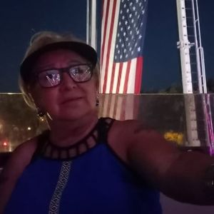 Meet your Posher, Vicki